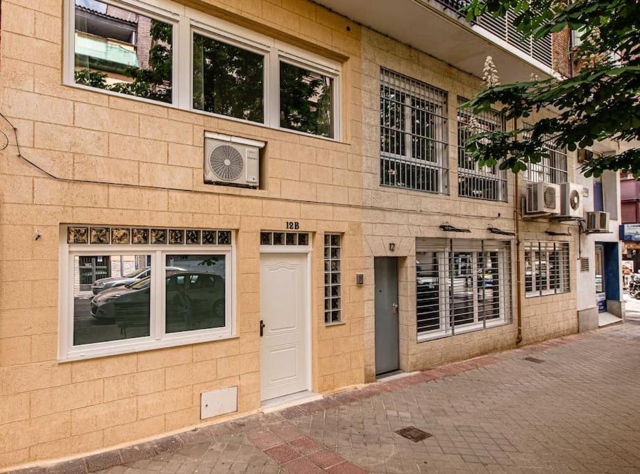 Cozy Duplex Apartment In Barrio De Salamanca - Heredia Madrid Kültér fotó